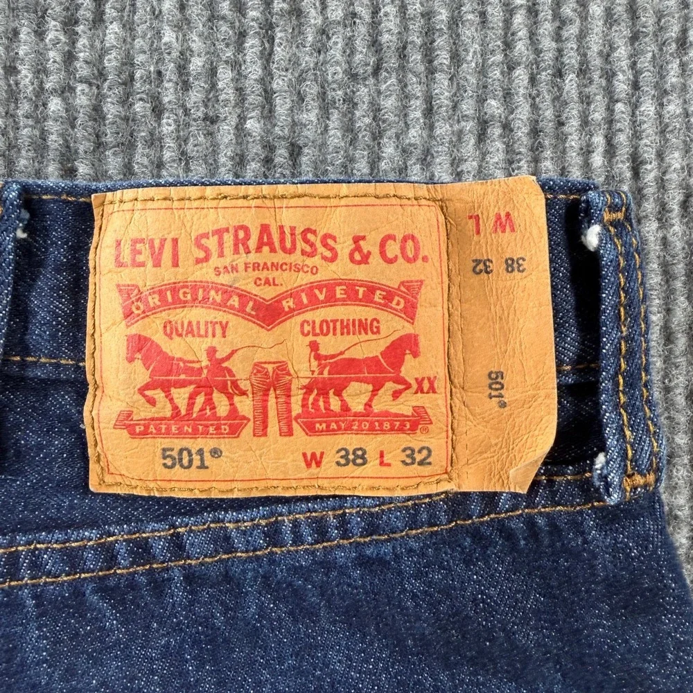 Levi's 501 Original Fit Jeans Mens 38x32 Dark Wash Excellent Button Fly Denim